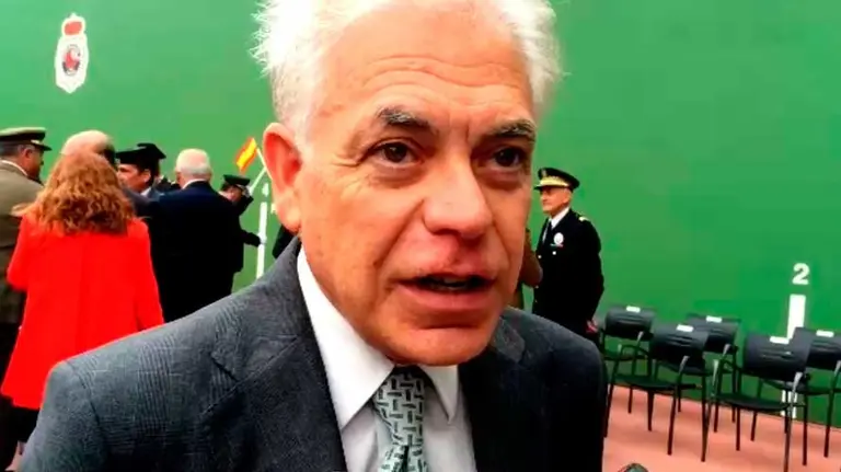 Jesús Mari Fernández en la celebración del patrón de la Policía Nacional en Pamplona. S. REDÍN