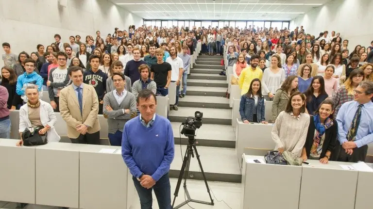Roland Joffé, director de 'La misión' y 'Los gritos del silencio', en la Universidad de Navarra.