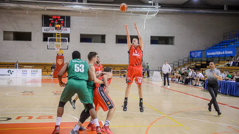 Basket Navarra-Ametx Zornotza. PABLO LASAOSA 22