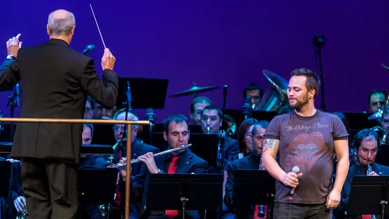 Concierto Ellos y La Pamplonesa celebrado en el Teatro Gayarre con los cantantes Iker Piedrafita, Tonino Caratone, Andoni Arcilla, Pablo Líquid