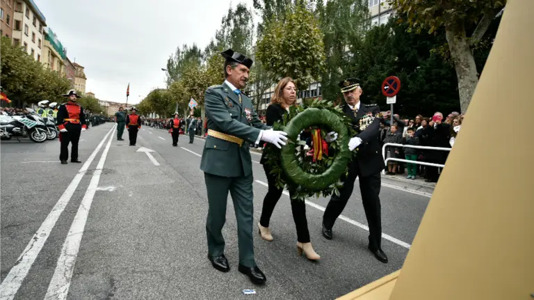 La delegada del Gobierno, Carmen Alba, durante el acto de la Guardia Civil de este miércoles 12 de octubre en Pamplona. PABLO LASAOSA