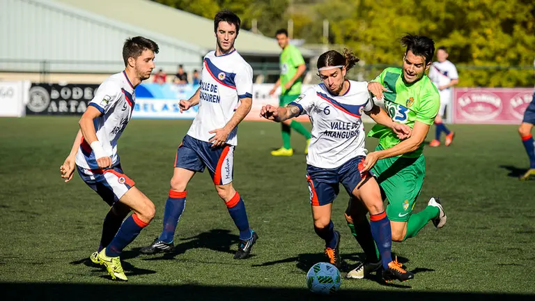 Mutilvera - Ponferradina. PABLO LASAOSA 05