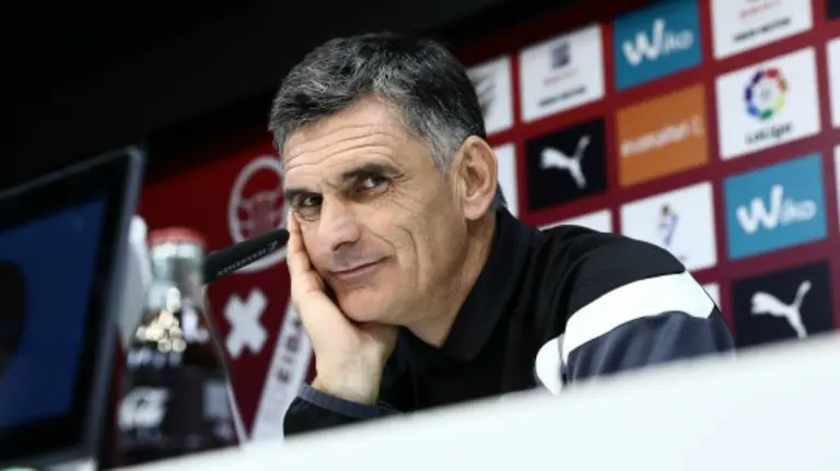 José Luis Mendilibar en rueda de prensa. Foto web SD Eibar.