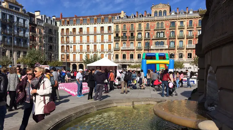 Jornada impulsada por la asociación navarra Saray contra el cáncer de mama. S. REDIN (9)