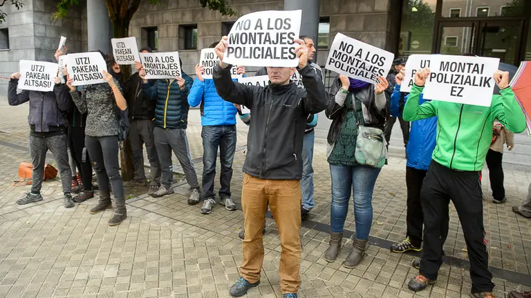 Comparecencia en el juzgado de los dos detenidos por la paliza a dos guardias civiles en Alsasua. PABLO LASAOSA ( (2)