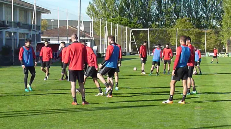 Entrenamiento de Osasuna en Tajonar.