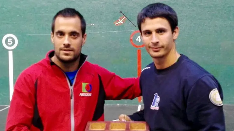 Oinatz Bengoetxea y Julen Retegui en Tolosa. Foto web Aspe.