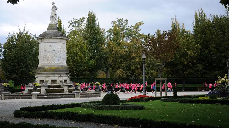 Jardines de la Taconera.
Carrera contra el cancer de mama 2016, 
Pamplona, domingo 23 de octubre de 2016