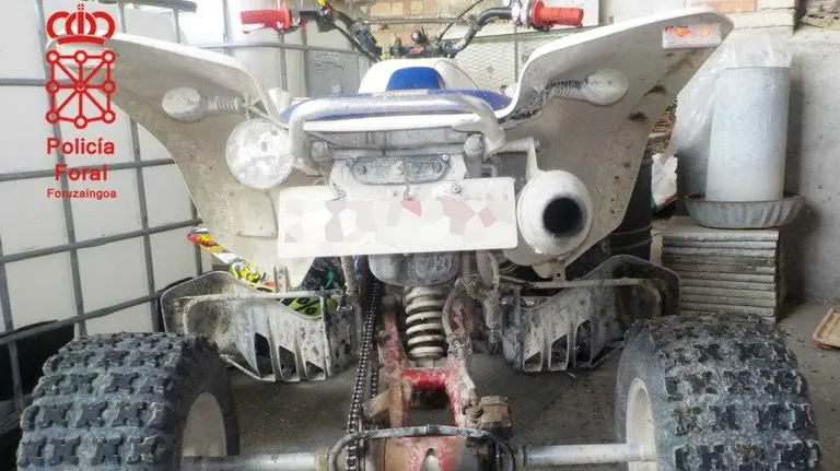 Quad que conducía el detenido en el momento de darse a la fuga. PFORAL