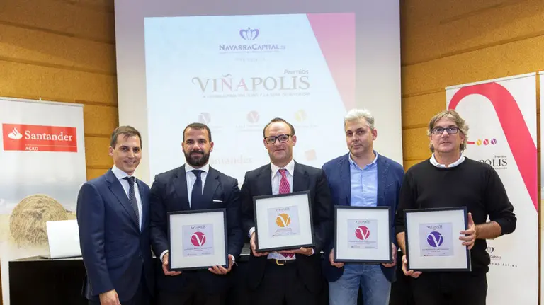 De Izda a Dcha Carlos Seara, director de Agro del Banco Santander;  Rafa Río,Socio Fundador en Mr. Rios y Mr. Toth (Bodegas Otazu); Miguel Canalejo, Pago de Larrainzar; José Manuel Echeverría, Alzania.