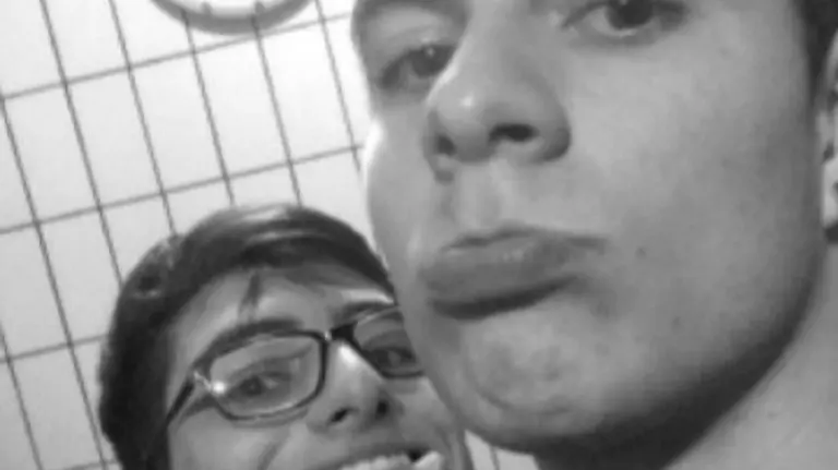 Patrick y Marvin sub&iacute;an fotos juntos con frecuencia a las redes sociales. EE