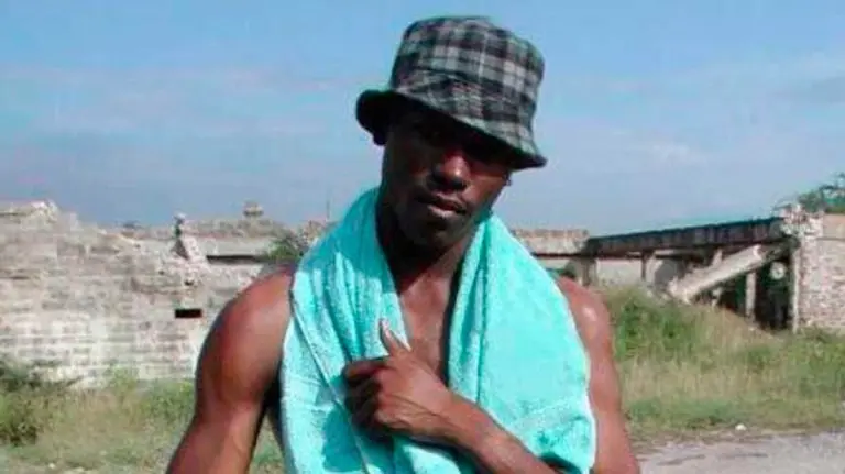 Imagen del famoso Negro de Whatsapp.