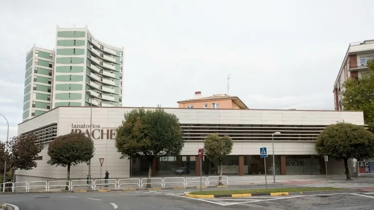El edificio restaurado de Tanatorios Irache. 