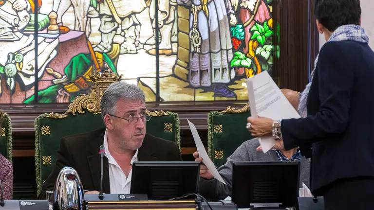 Pleno del Ayuntamiento de Pamplona (19). IÑIGO ALZUGARAY