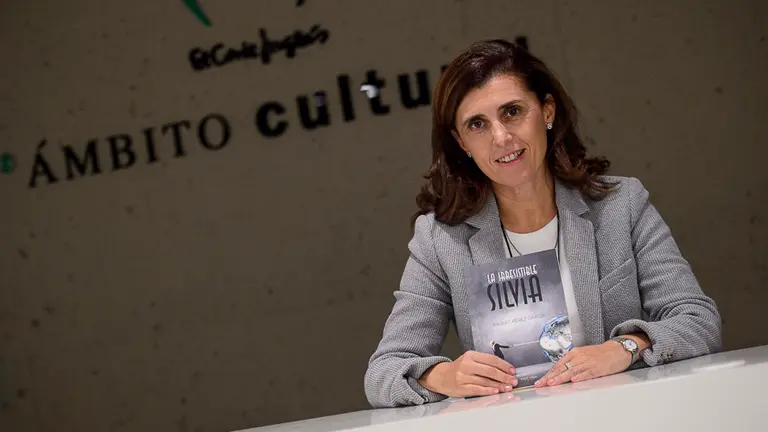 Presentación del libro 'La irresistible Silvia' de Raquel Pérez García. PABLO LASAOSA 01