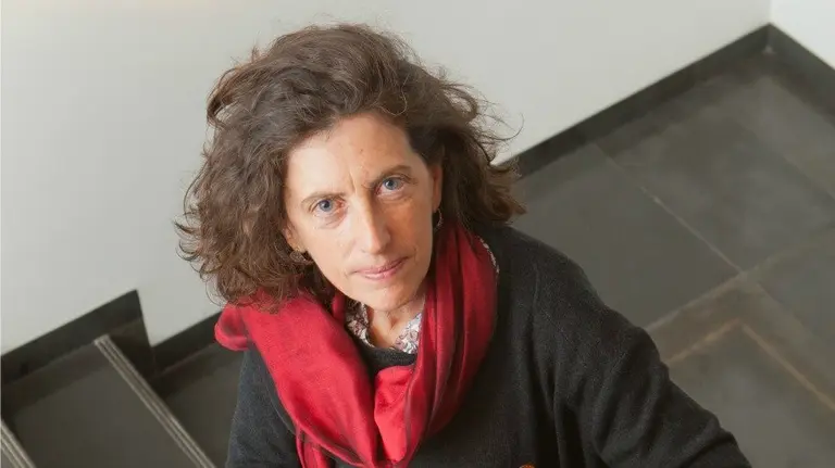 La fotógrafa Hélène Binet en la Universidad de Navarra.