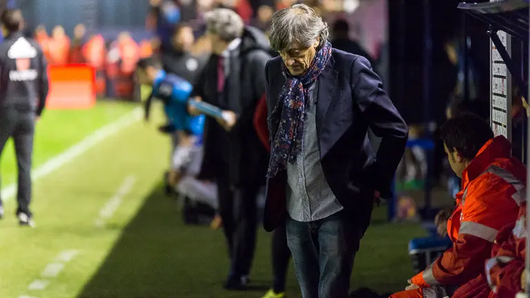 Partido entre Osasuna y Alavés (0-1) disputado en el estadio de El Sadar (34). IÑIGO ALZUGARAY