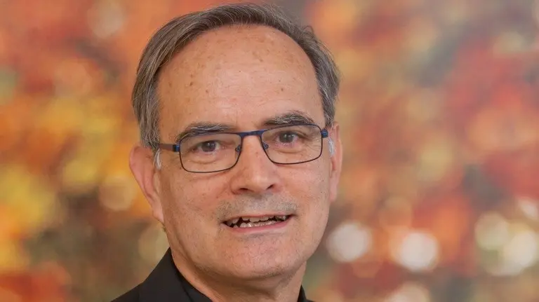 el presidente del Simposio, José Antonio Fuentes. UNAV