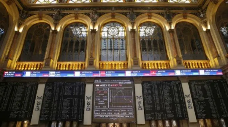 Interior de la Bolsa de Madrid.EFE