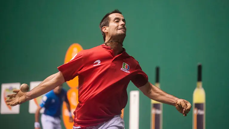 Semifinal del cuatro y medio  entre Bengoetxea VI - Urrutikoetxea. MIGUEL OSÉS_31