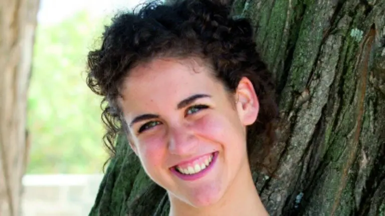 La filóloga Beatriz Chivite, galardón Joven de Navarra. 2016.