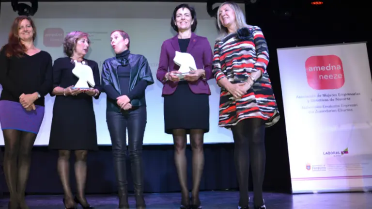 Gloria Mascaray y Patricia Segura, galardonas como Empresaria y Directiva Navarra 2016.