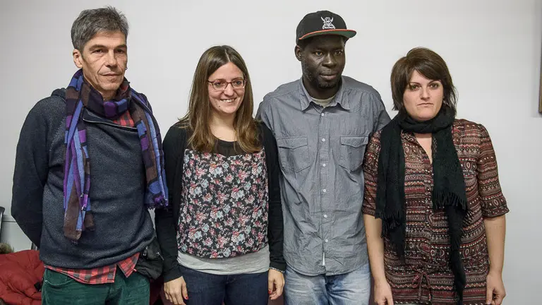 SOS Racismo y Salhaketa exponen su visión y reivindicaciones en torno a la detención y posterior fallecimiento de Elhadji Ndiaye. PABLO LASAOSA 01