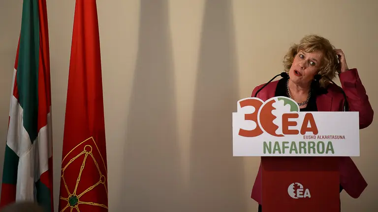 La coordinadora Miren Aranoa interviene en el 30 aniversario de Eusko Alkartasuna con un acto político en Pamplona. PABLO LASAOSA 