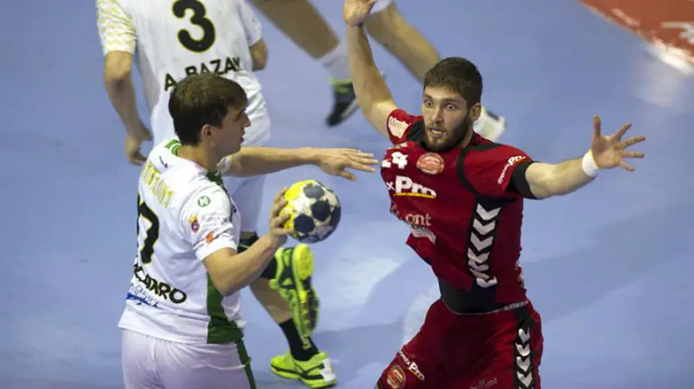 Partido de Copa EHF Helvetia - Csurgoi. Efe.