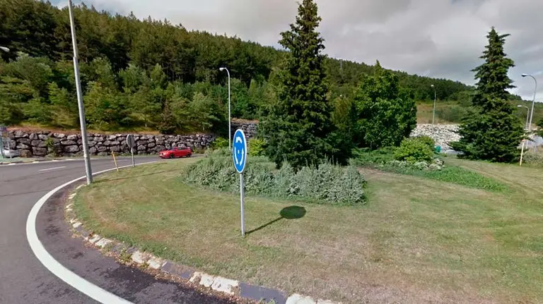 Rotonda de Arre donde se encontraban los ciervos.