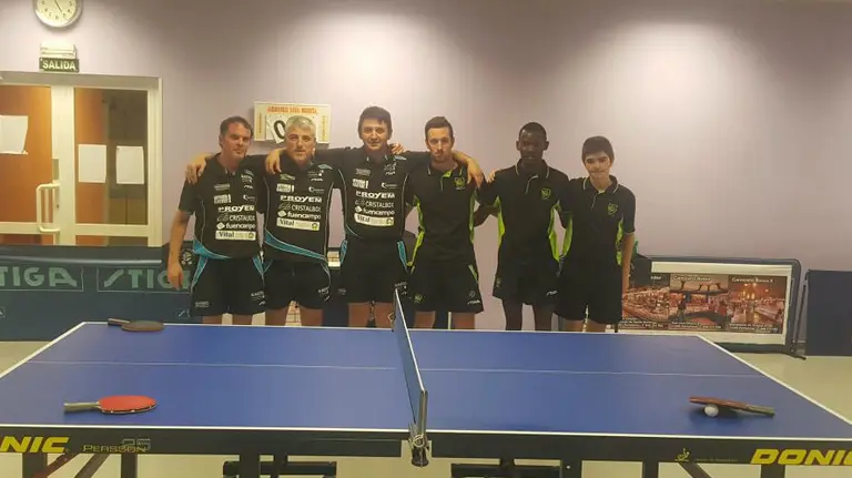 Partido del Jardinería Savia en Oberena.