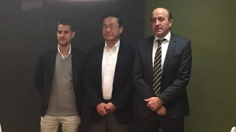 Lotina ya está en tierras niponas. Proneo Sports.