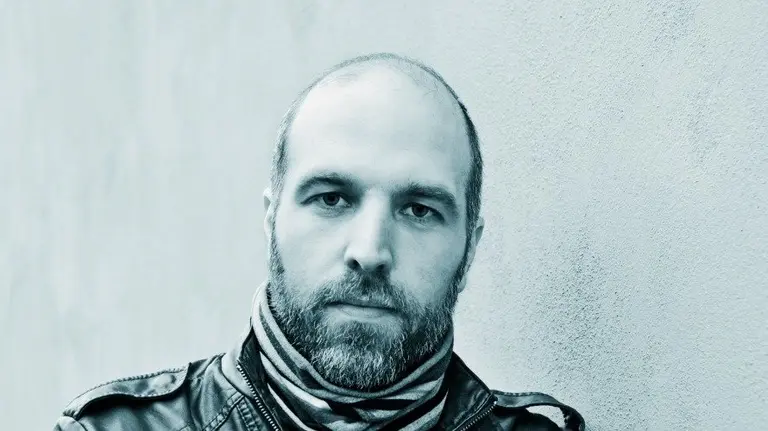 El escritor italiano Lorenzo Marone, autor de La tentación de ser felices. GRAZIA IPPOLITO