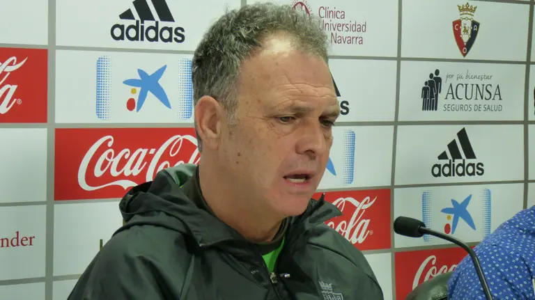 Joaquín Caparrós en rueda de prensa.