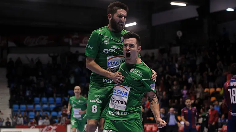 Magna Gurpea - Levante, Pabellón Anaitasuna. MIGUEL OSÉS_27