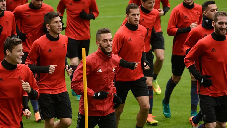Último entrenamiento de Osasuna antes del partido contra el Atletico de Madrid. MIGUEL OSÉS_1