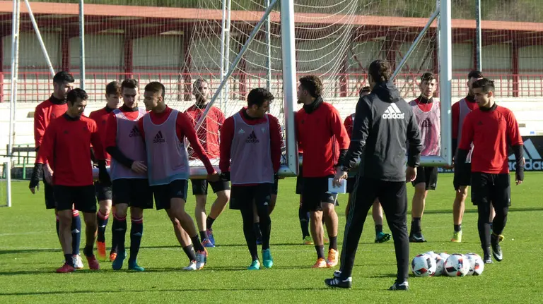 Entrenamiento de Osasuna en Tajonar.