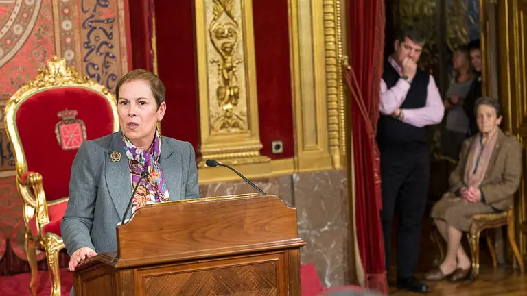 La presidenta del Gobierno de Navarra, Uxue Barkos, entrega las medallas al mérito deportivo (19). IÑIGO ALZUGARAY