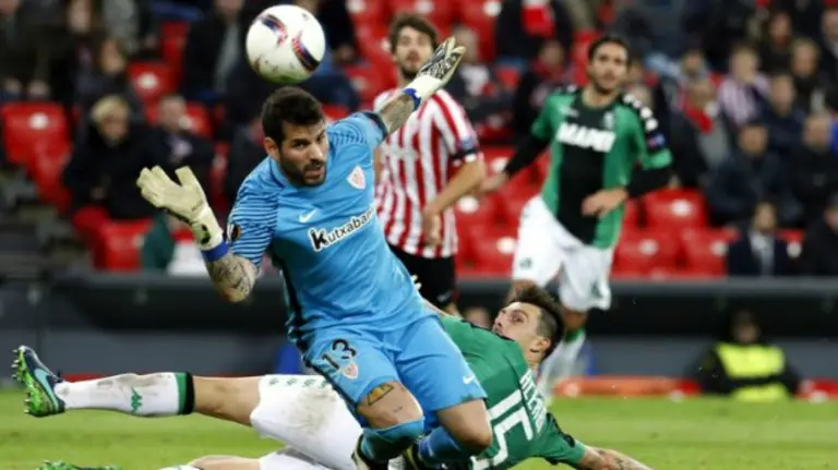 El portero Herrerín con la camiseta del Athletic. Web CD Leganés.