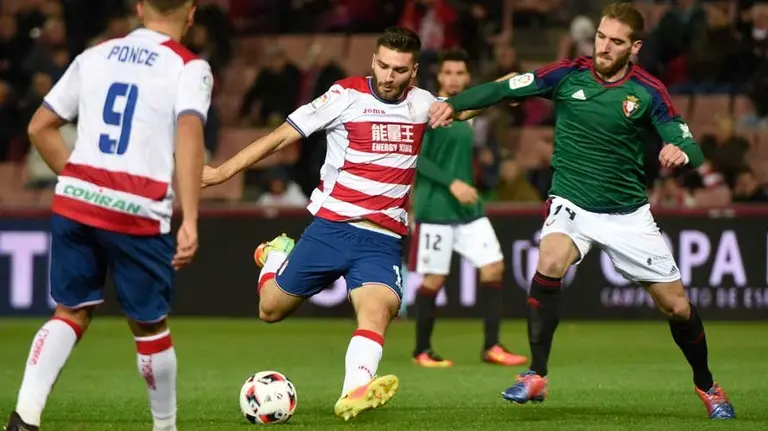 Partido de Copa del Rey entre Granada y Osasuna. EFE