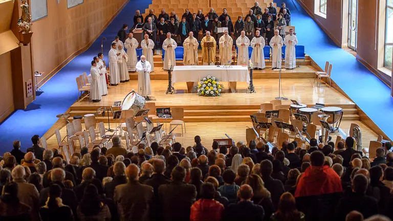 Celebración del día de Navarra con una Misa en Javier. PABLO LASAOSA 08