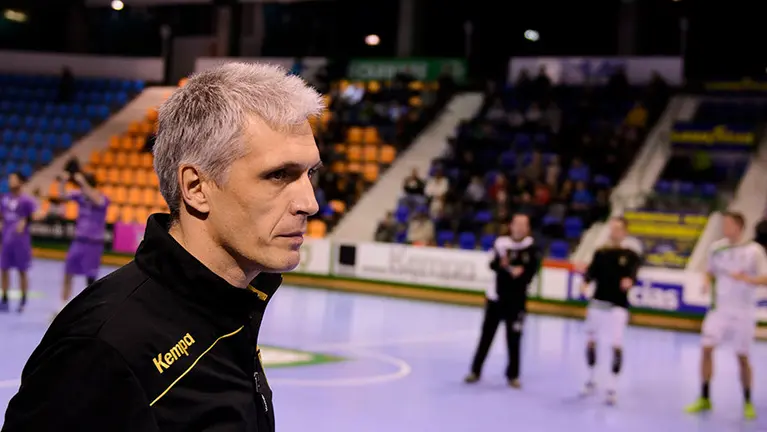 Partido de balonmano entre Anaitasuna y Quabit Guadalajara. MIGUEL OSÉS