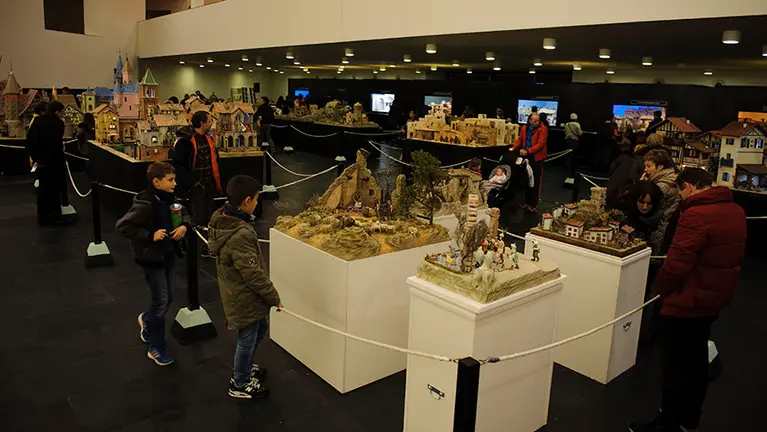 El baluarte acoge la tradicional exposicion navideña de belenes. MIGUEL OSÉS_3