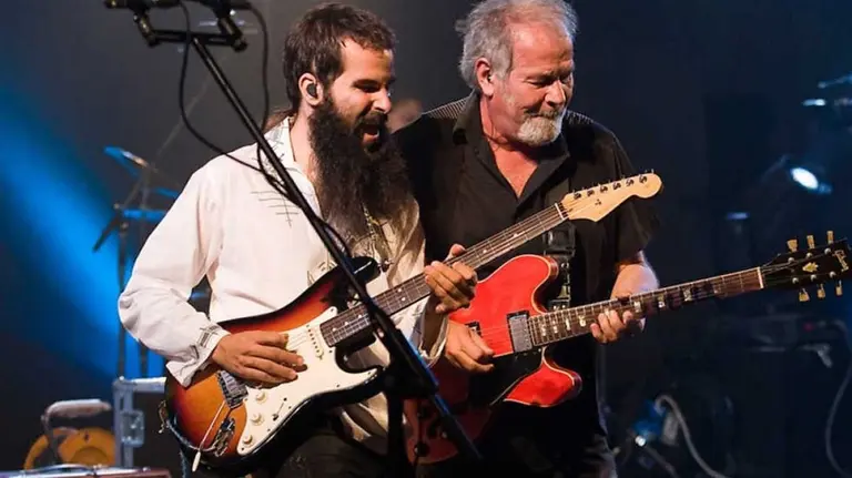 El grupo Asfalto arranca su gira nacional en el Teatro Gayarre de Pamplona EP TEATRO GAYARRE