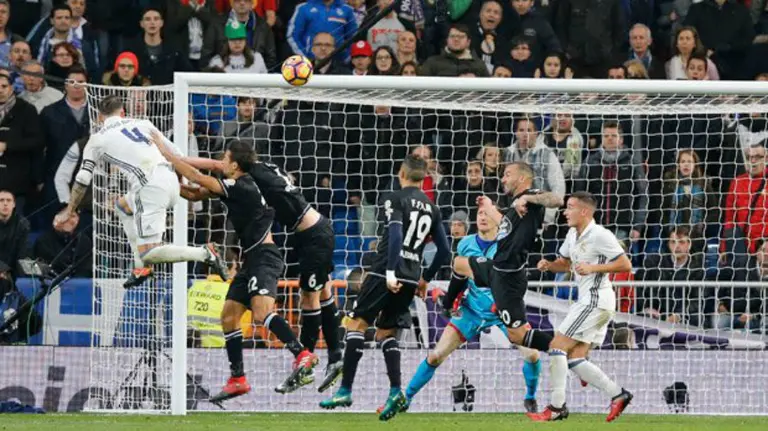 Gol de Sergio Ramos ante el Deportivo. Twitter Real Madrid.