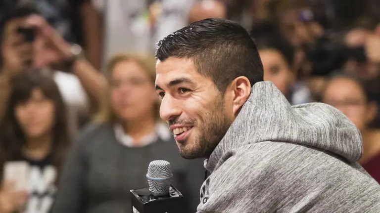 Luis Suárez en un acto comercial. FC Barcelona.