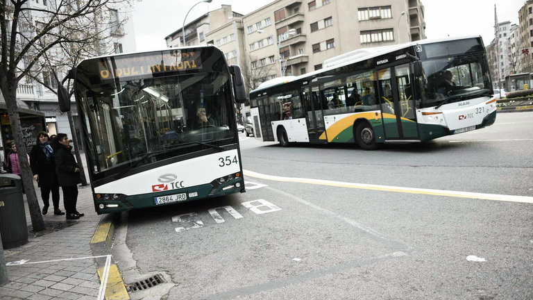 8-M en Barcelona: Estas serán las alteraciones en el transporte público por  la huelga por el Día de la Mujer