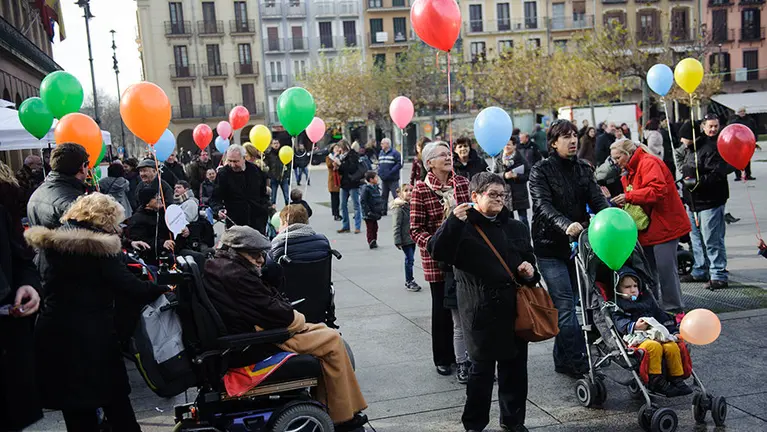 I Marcha por la Inclusión organizada por Acodifna. MIGUEL OSÉS_1