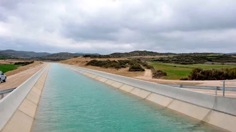 Un tramo del Canal de Navarra. ARCHIVO