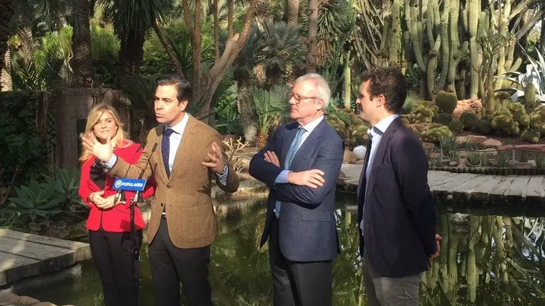 Los populares Eva Ortiz, Pablo Zalba, Ramón Luis Valcárcel y Pablo Casado.
